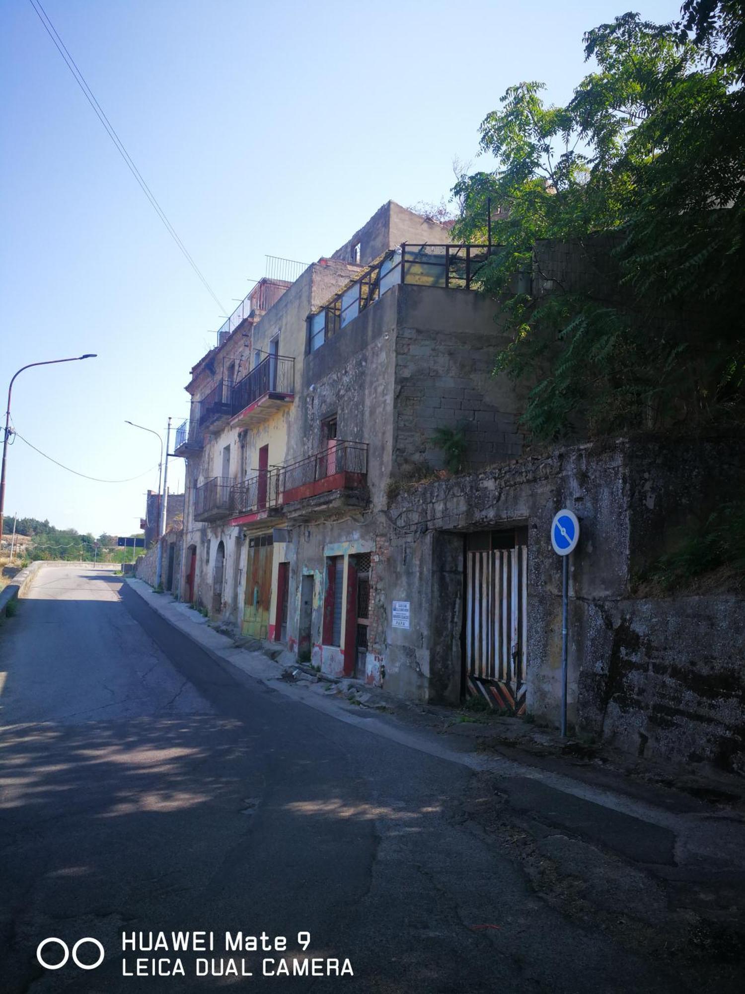 Casa Vacanze Isabella Aliano Bagian luar foto