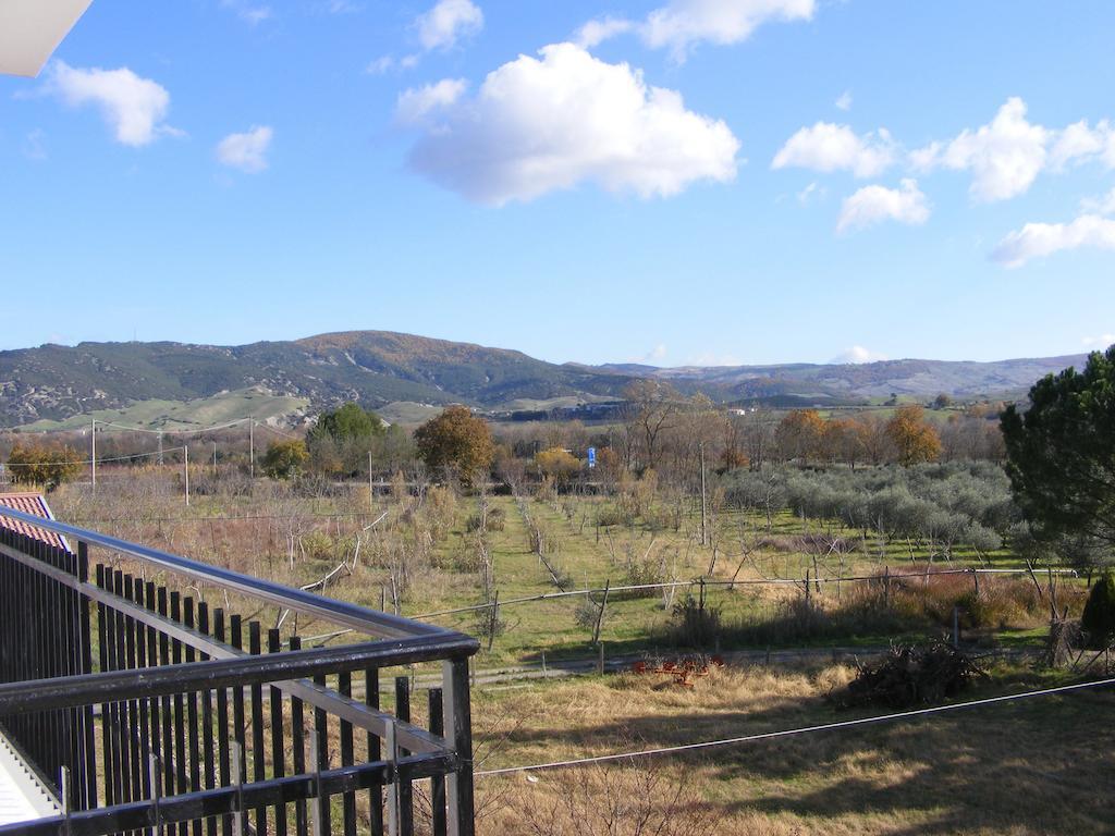 Casa Vacanze Isabella Aliano Bagian luar foto