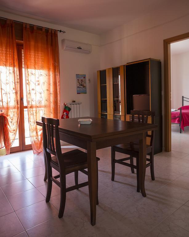 Casa Vacanze Isabella Aliano Bagian luar foto