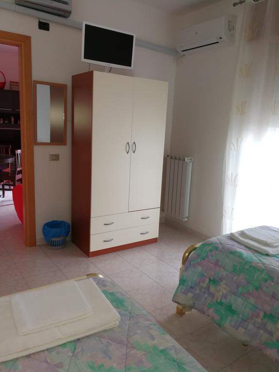 Casa Vacanze Isabella Aliano Bagian luar foto